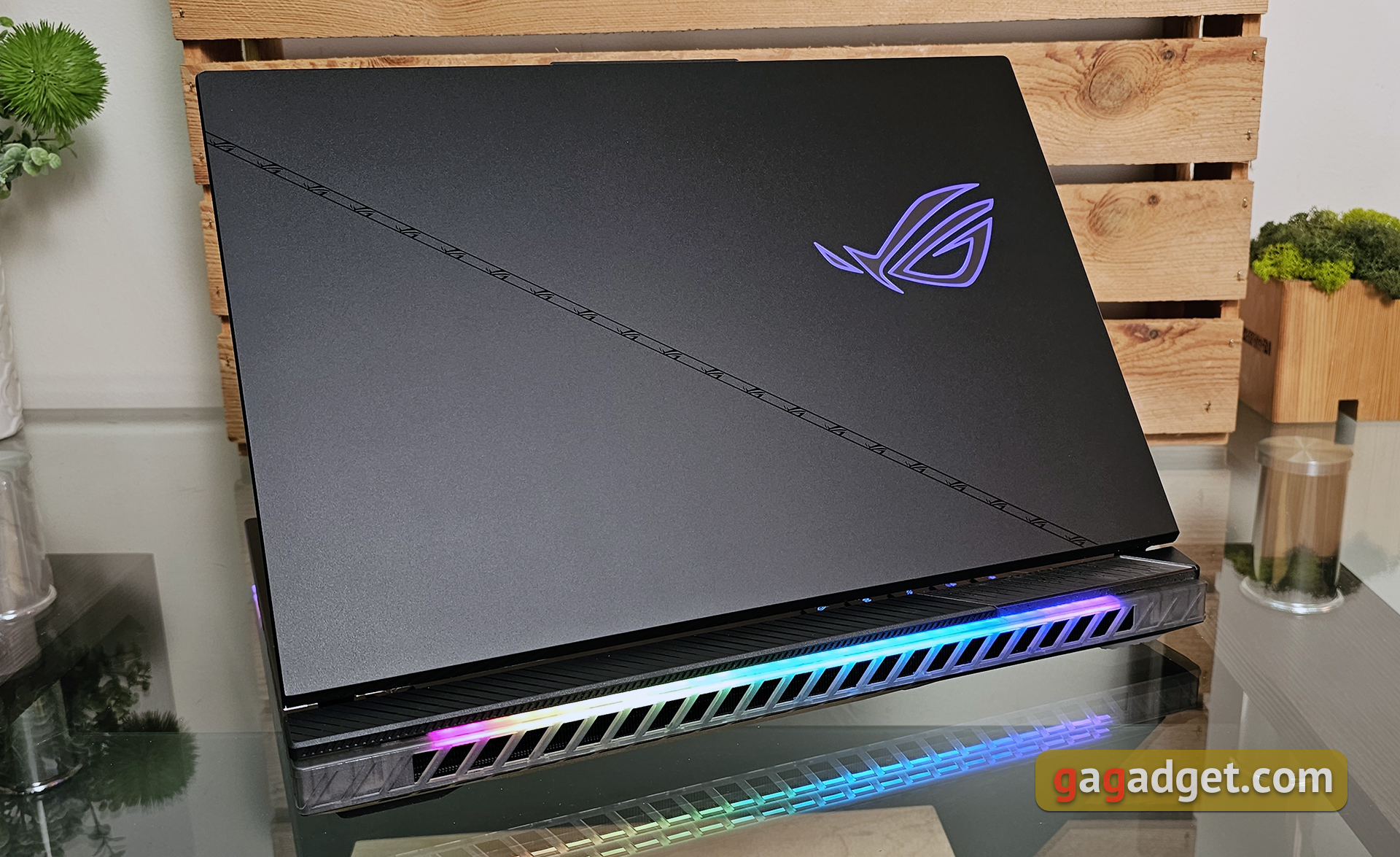 Análisis de ASUS ROG Strix SCAR 16 (2023): dominio total en el campo de batalla virtual-13 Análisis de ASUS ROG Strix SCAR 16 (2023): dominio total en el campo de batalla virtual-13