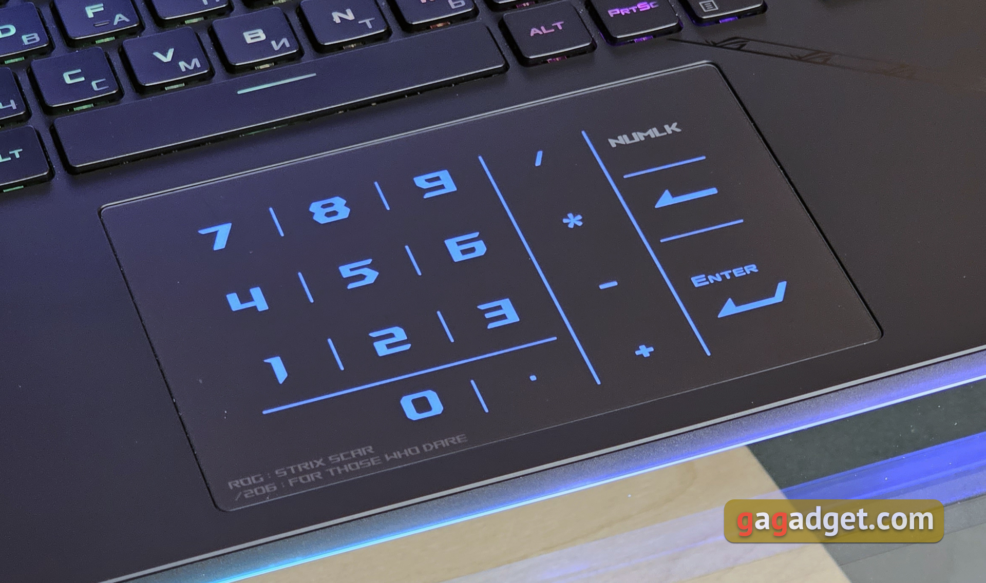 Análisis de ASUS ROG Strix SCAR 16 (2023): dominio total en el campo de batalla virtual-25 Análisis de ASUS ROG Strix SCAR 16 (2023): dominio total en el campo de batalla virtual-25