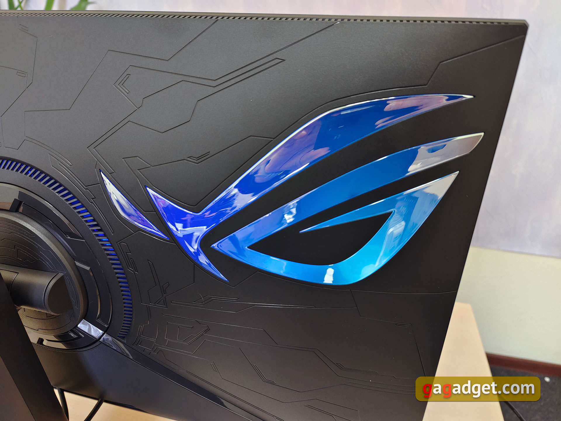 Revisión de ASUS ROG Swift PG32UQ: monitor de juegos 4K de punto cuántico-7 Revisión de ASUS ROG Swift PG32UQ: monitor de juegos 4K de punto cuántico-7
