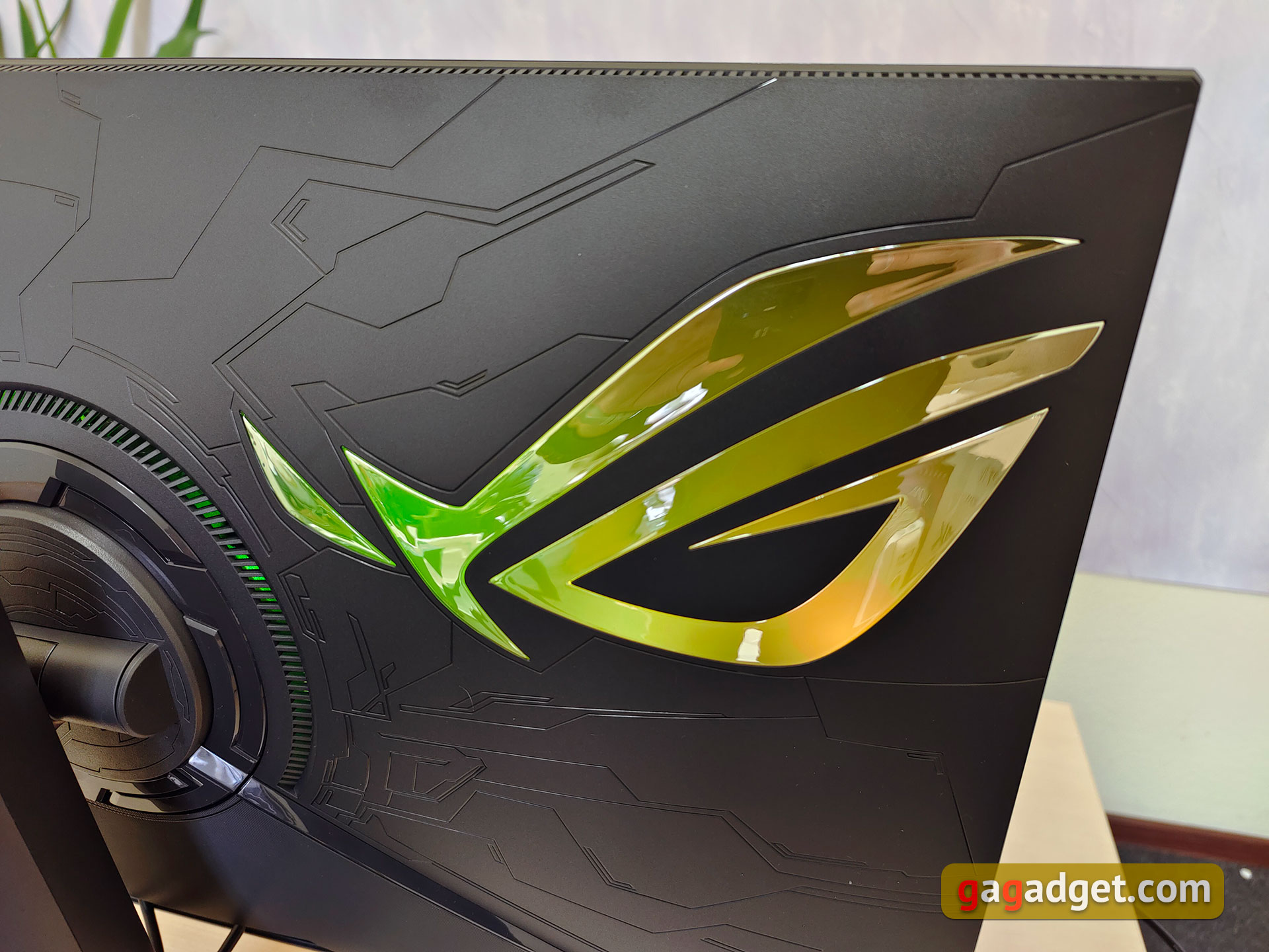 Revisión de ASUS ROG Swift PG32UQ: monitor de juegos 4K de punto cuántico-9 Revisión de ASUS ROG Swift PG32UQ: monitor de juegos 4K de punto cuántico-9