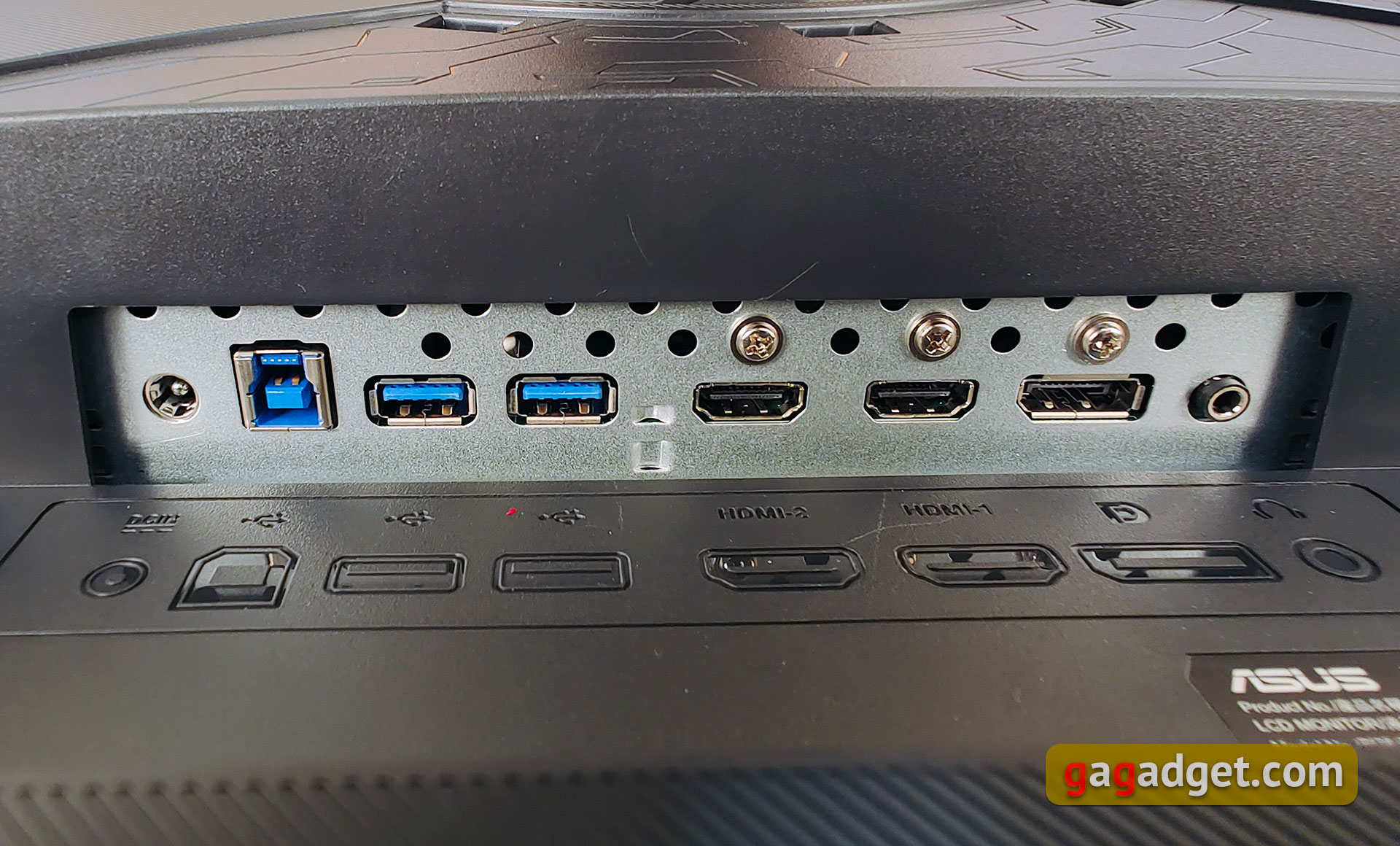 Revisión de ASUS ROG Swift PG32UQ: monitor de juegos 4K de punto cuántico-14 Revisión de ASUS ROG Swift PG32UQ: monitor de juegos 4K de punto cuántico-14