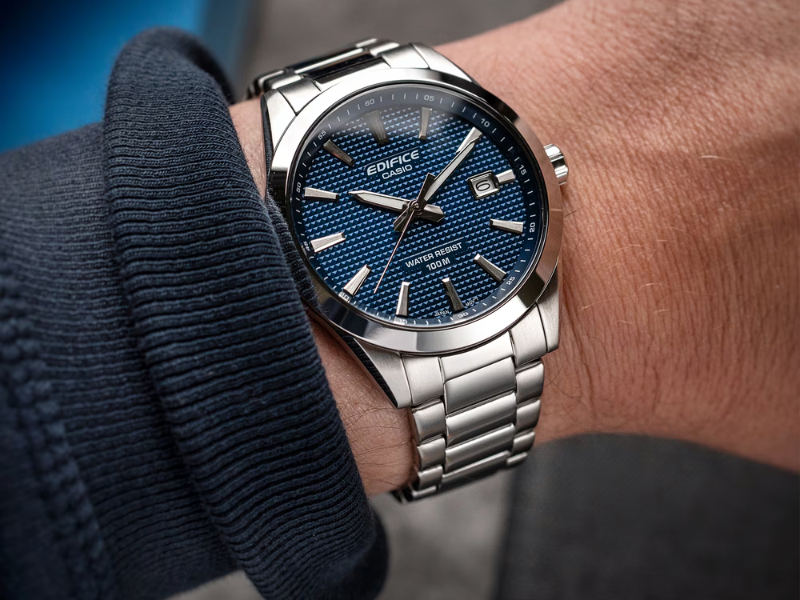 Casio Edifice EFV-160D. Ilustración: Casio