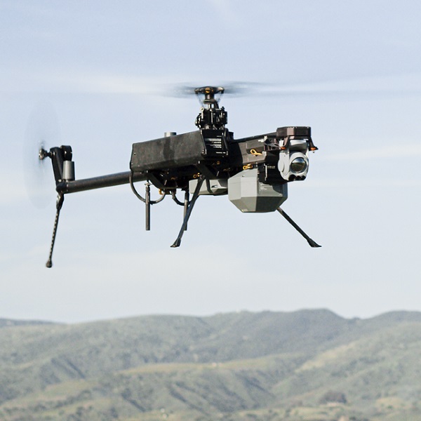 Anduril Industries ha presentado su innovador sistema de guerra electrónica Pulsar, que se monta en tierra, drones y vehículos terrestres-4