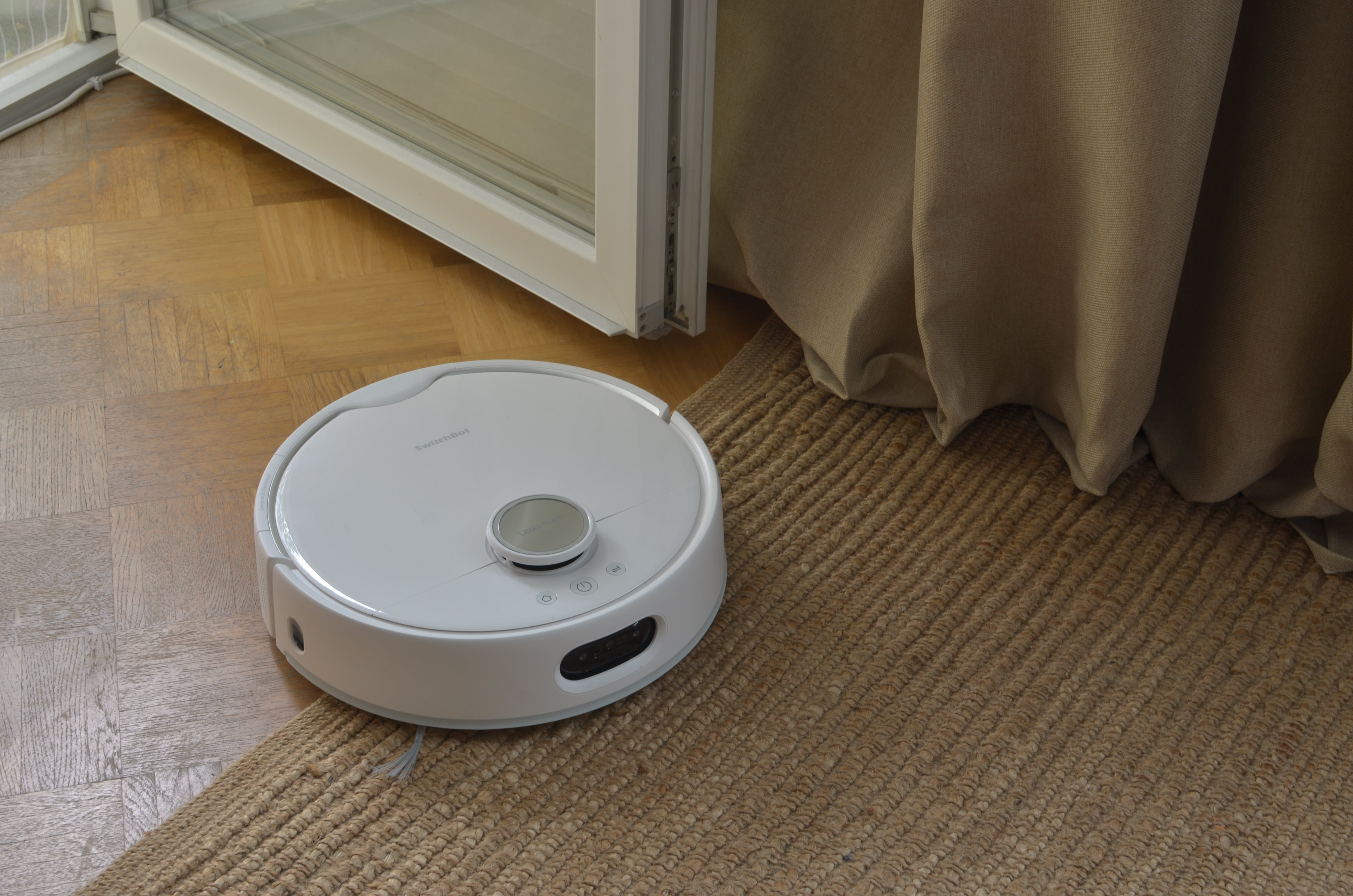 Revisión del robot limpiador de pisos SwitchBot S10