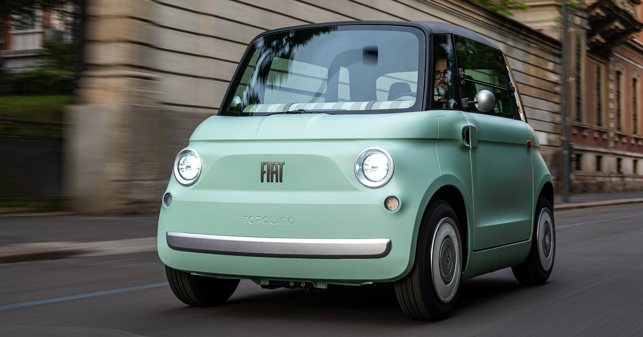 Vista lateral del Fiat Topolino 2024