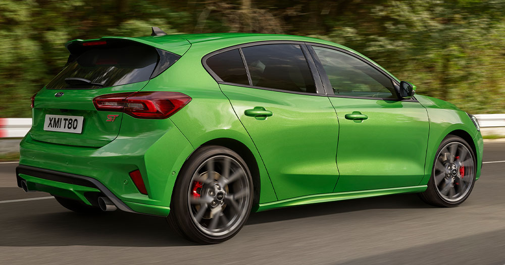 Ford Focus ST con un motor turbo Ecoboost de 2.3 litros con 280 caballos de fuerza.