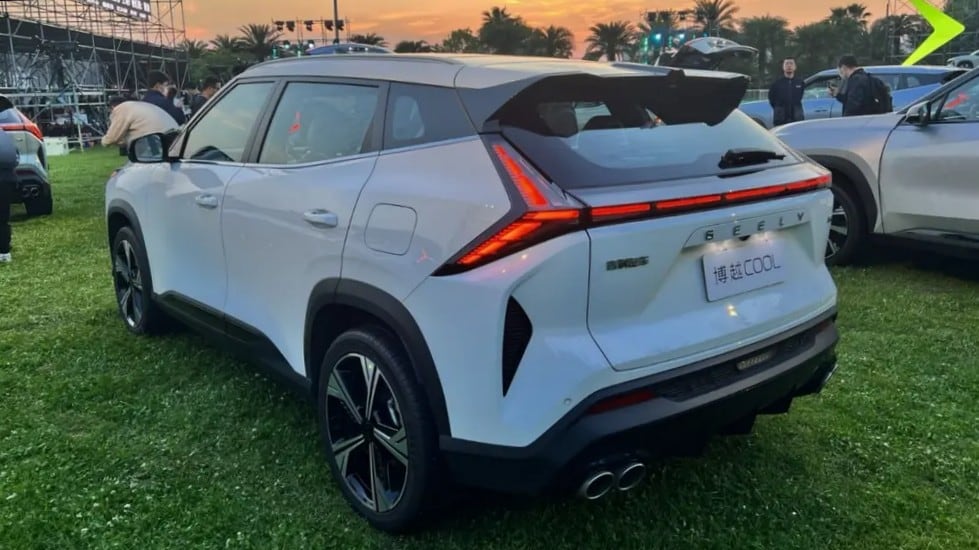 AvtoVAZ presentó el LADA Azimut, que en realidad es un crossover Geely Boyue Cool-3 Geely Boyue Cool