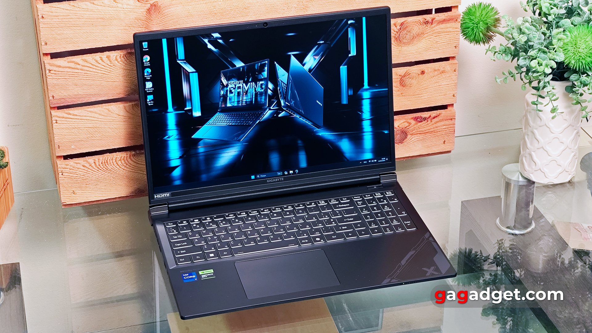 Огляд Gigabyte G6X 9KG (2024) Огляд Gigabyte G6X 9KG (2024)