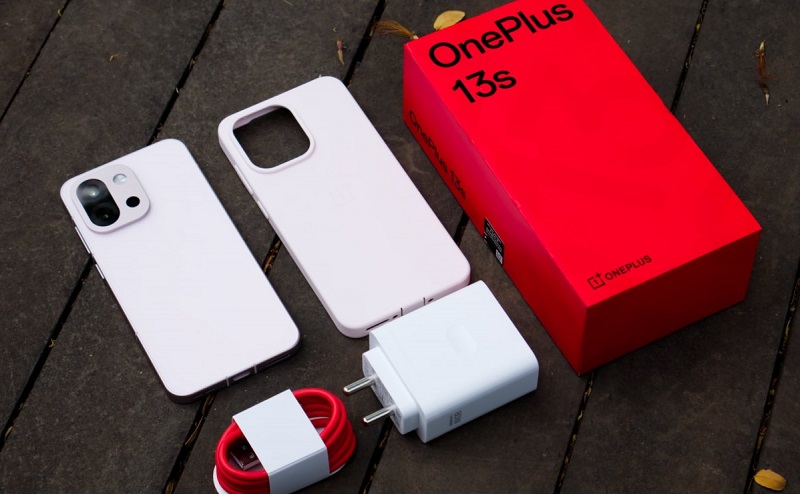 Paquete de OnePlus 13s Paquete de OnePlus 13s