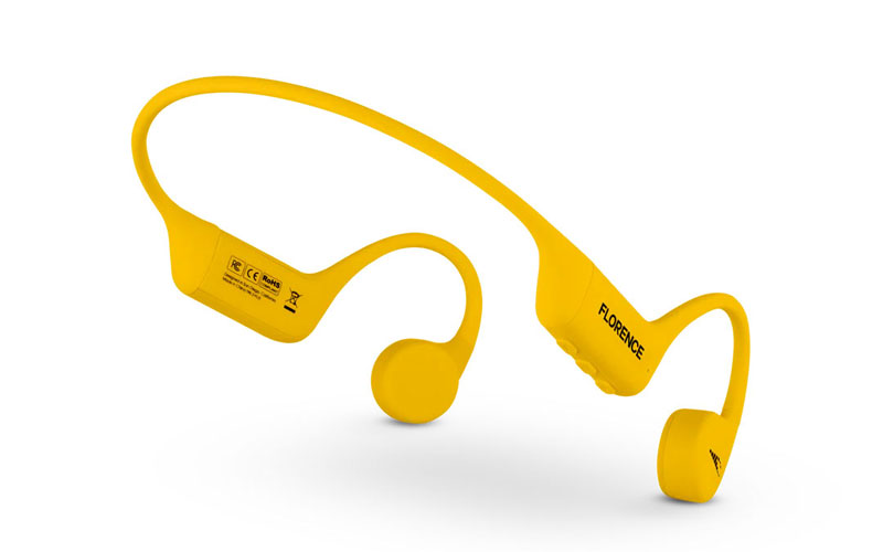 Auriculares H2O Audio TRI 2 x Florence en acción Auriculares H2O Audio TRI 2 x Florence en acción