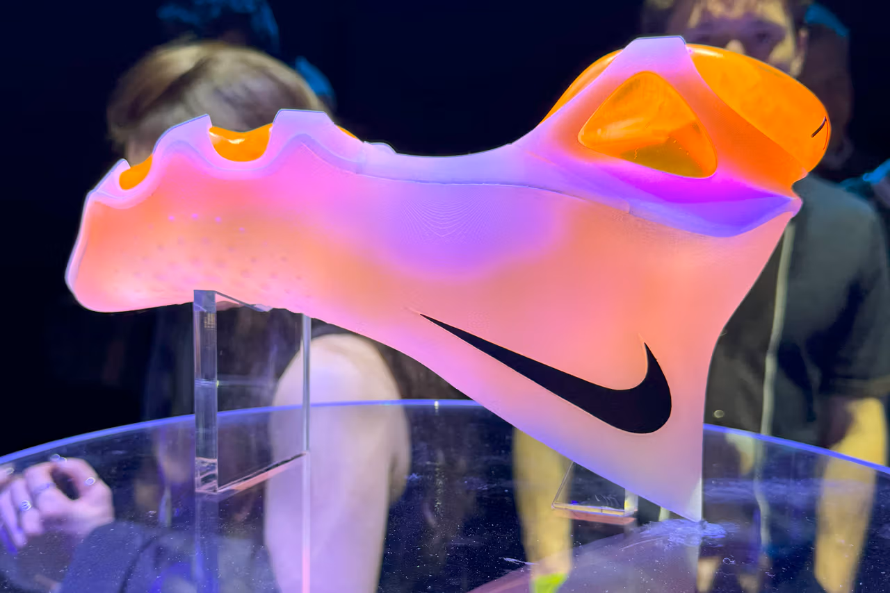 Nike ha utilizado la inteligencia artificial para desarrollar una colección de zapatillas A.I.R. para atletas profesionales de cara a los Juegos Olímpicos de París.-7 Nike ha utilizado la inteligencia artificial para desarrollar una colección de zapatillas A.I.R. para atletas profesionales de cara a los Juegos Olímpicos de París.-7