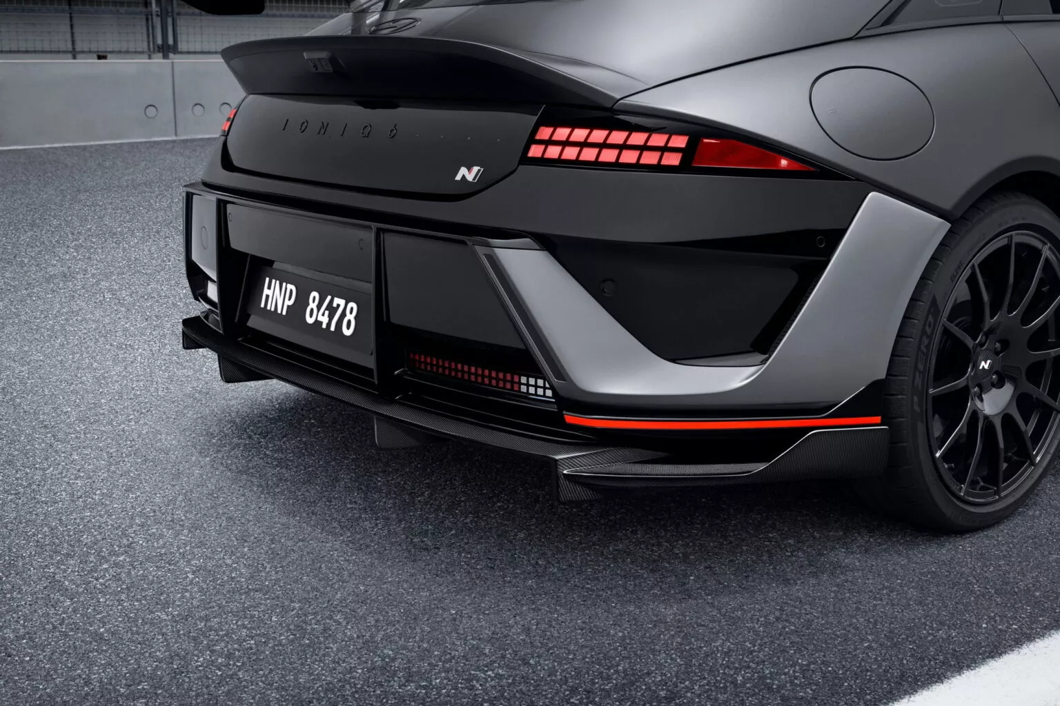 Imagen del Hyundai Ioniq 6 N con paquete aerodinámico