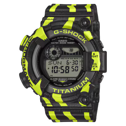Imagen del reloj Casio G-Shock con respaldo rojo
