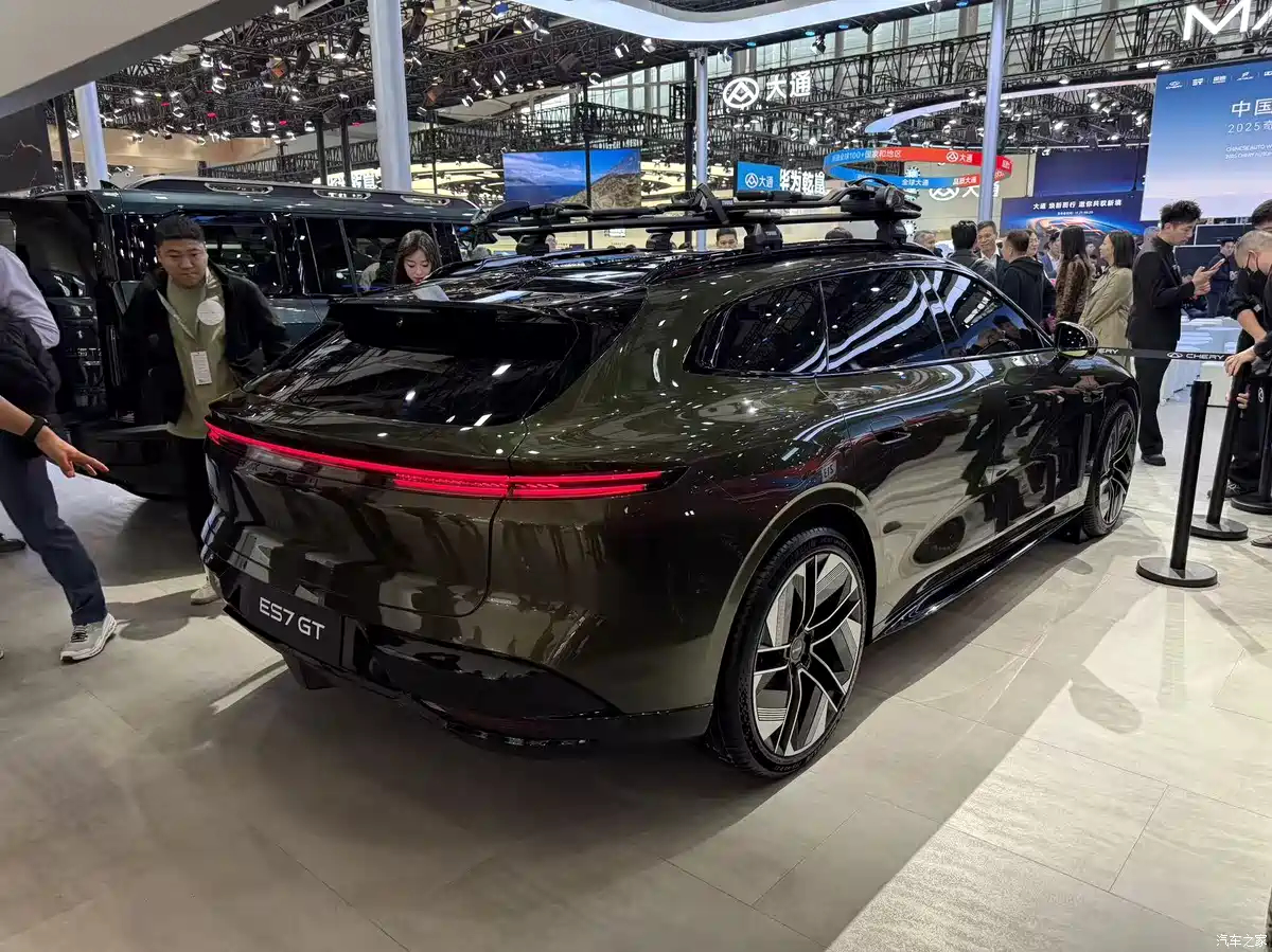 Luces de conducción diurna del Exlantix ES7 GT