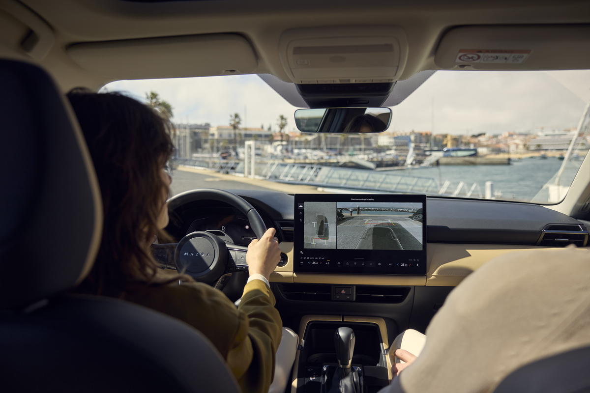 Mazda CX-5 en la carretera