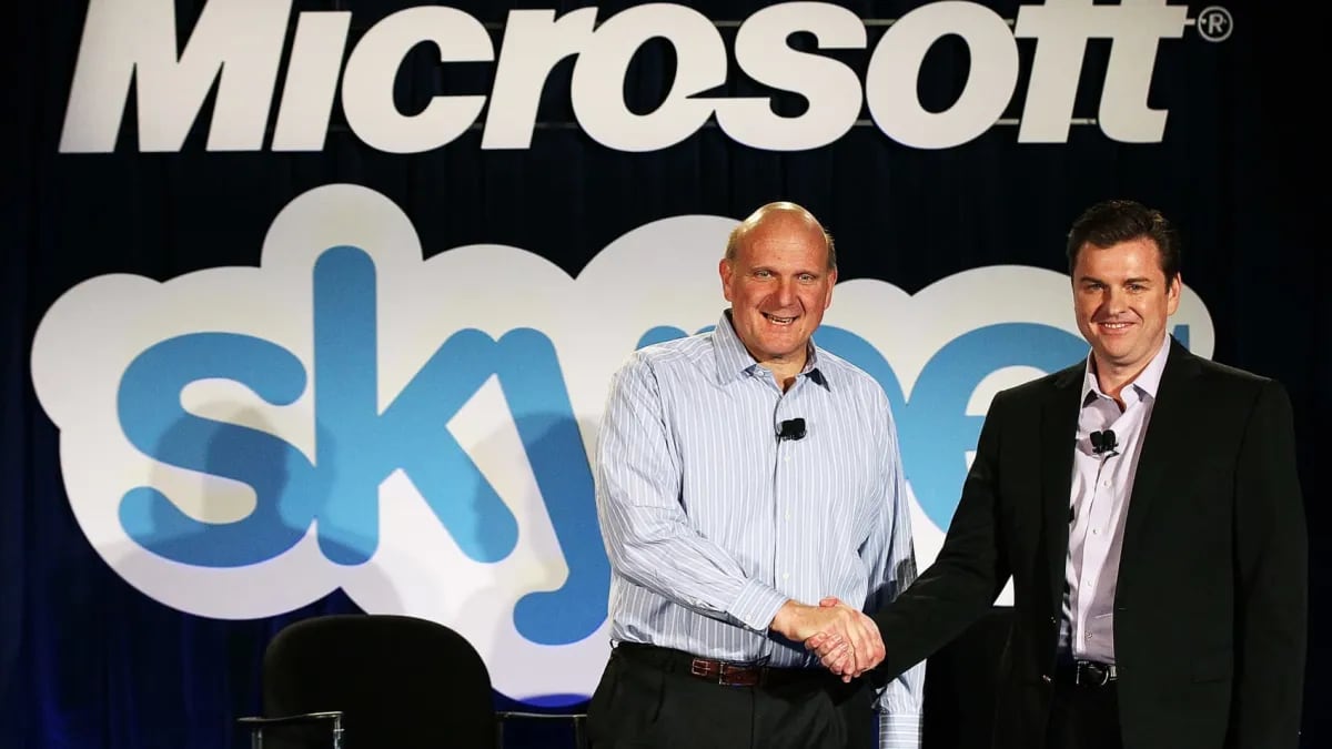 John Donaghy y Steve Ballmer. Ilustración: nbcdfw.com