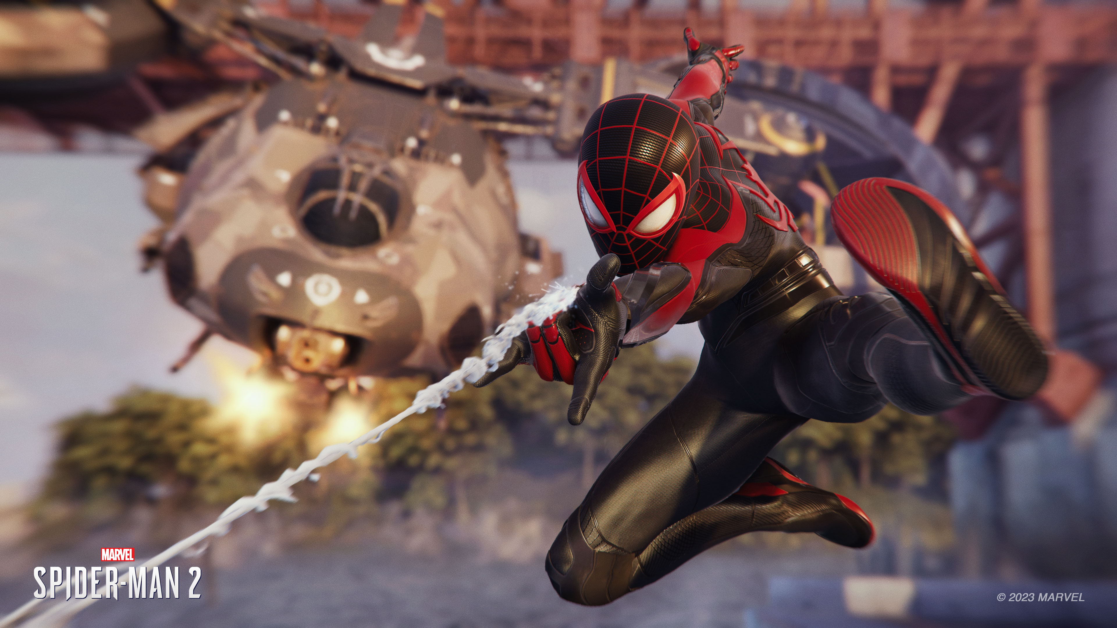 Miles Morales en persecución en Marvel's Spider-Man 2 Miles Morales en persecución en Marvel's Spider-Man 2