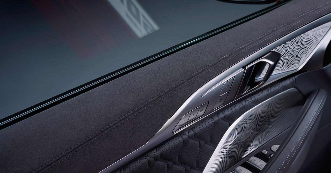 Interior moderno del BMW M850i Edition M Heritage Interior moderno del BMW M850i Edition M Heritage