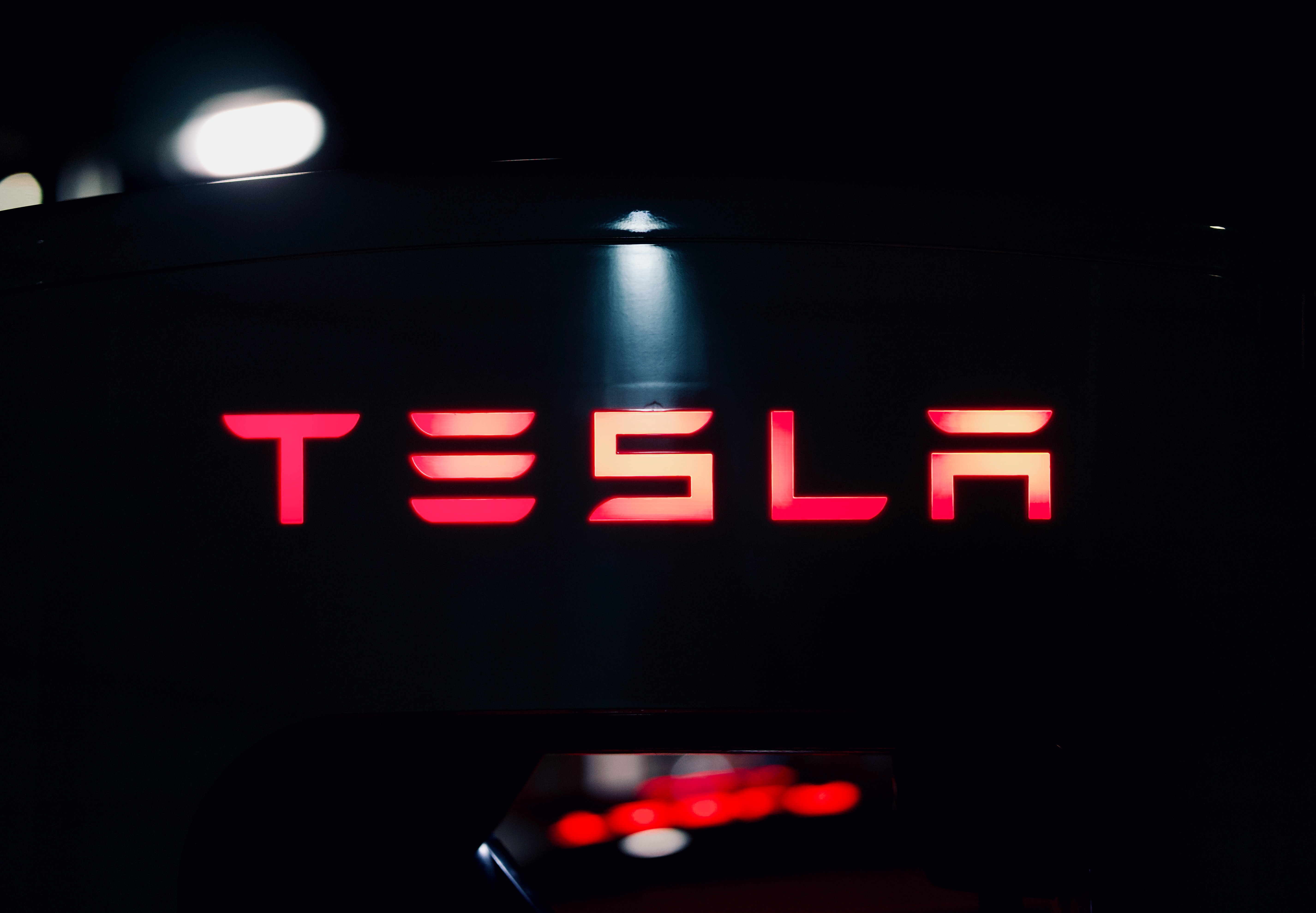 El Departamento de Justicia de EEUU ha exigido a Tesla que facilite documentos sobre las funciones de conducción autónoma Autopilot y FSD El Departamento de Justicia de EEUU ha exigido a Tesla que facilite documentos sobre las funciones de conducción autónoma Autopilot y FSD