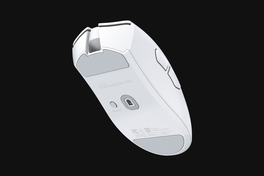 Vista detallada del Razer DeathAdder V4 Pro en blanco Vista detallada del Razer DeathAdder V4 Pro en blanco
