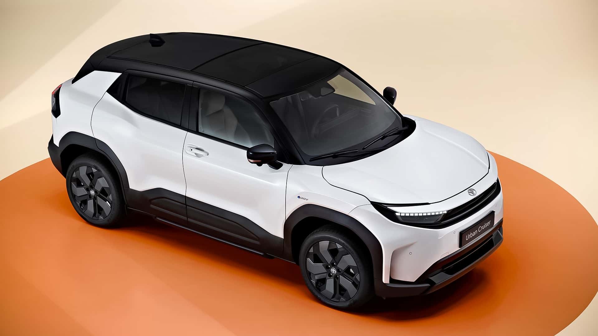 Toyota Urban Cruiser 2025 parte trasera Toyota Urban Cruiser 2025 parte trasera