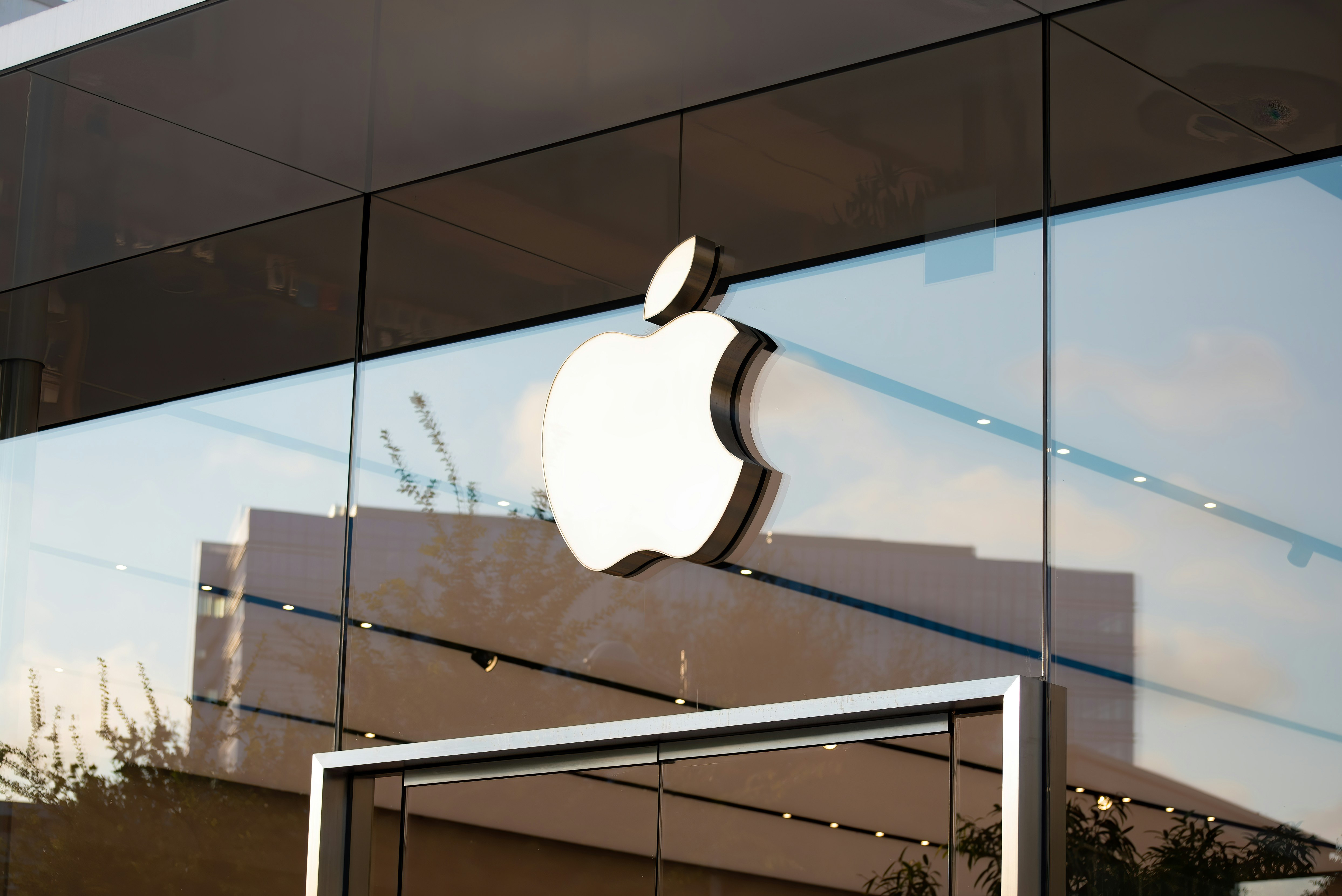Apple está desarrollando una herramienta de generación de código por IA para competir con GitHub Copilot