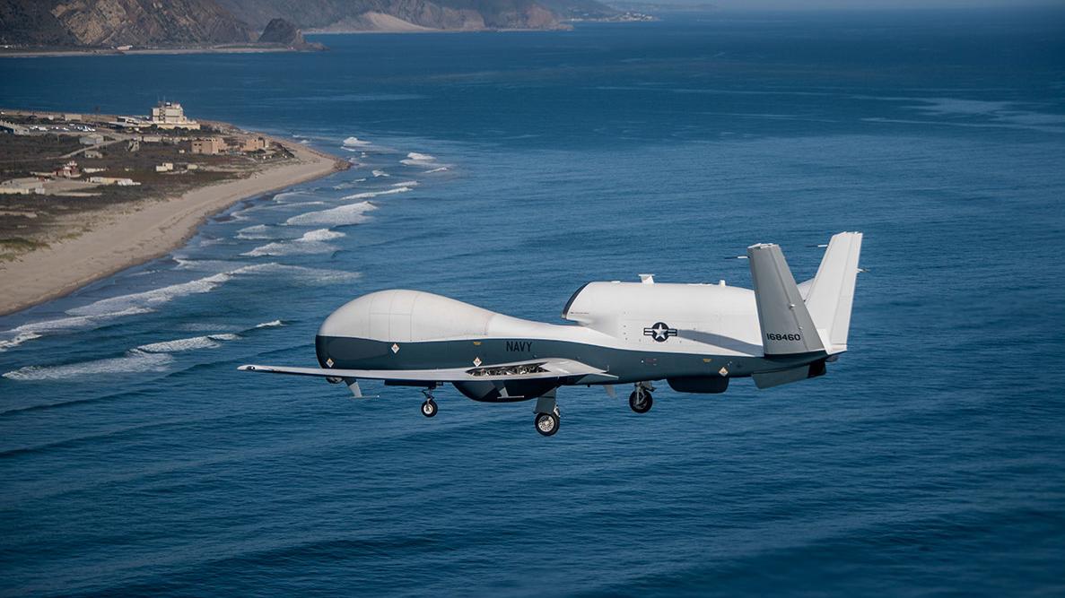 Northrop Grumman ha anunciado que los aviones no tripulados de reconocimiento MQ-4C Triton entregados a la Marina estadounidense han alcanzado la capacidad operativa inicial para el Northrop Grumman ha anunciado que los aviones no tripulados de reconocimiento MQ-4C Triton entregados a la Marina estadounidense han alcanzado la capacidad operativa inicial para el