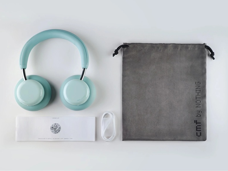 Auriculares CMF Headphone Pro en color menta