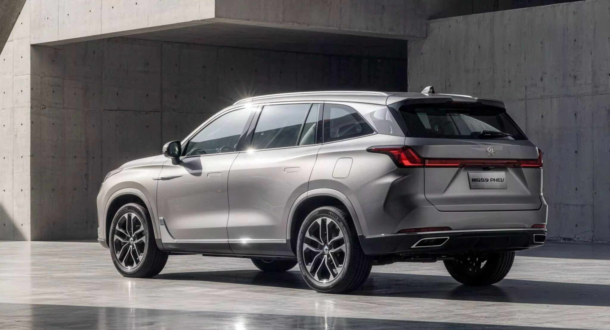 Interior del MG MGS9