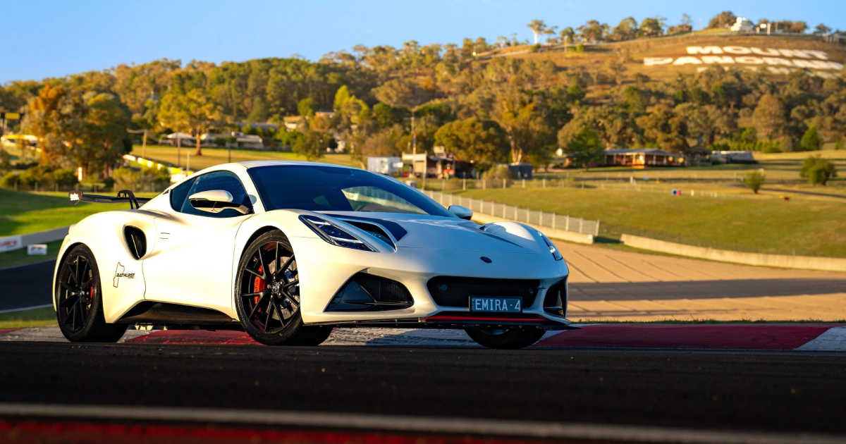 Lotus Emira Turbo Bathurst Edition en Conducción