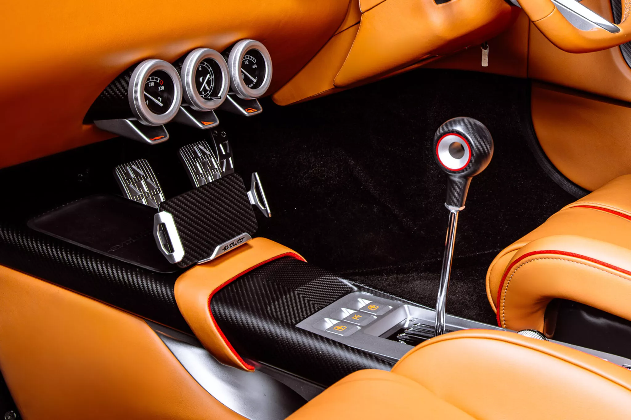 Evoluto-Ferrari-F355-00012