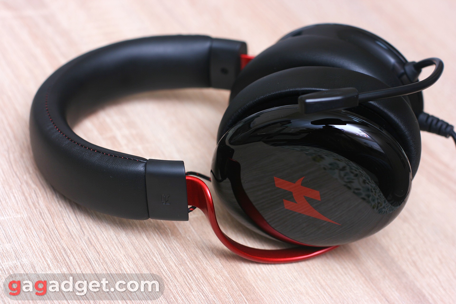 Vista lateral de Haylou HexStorm G1