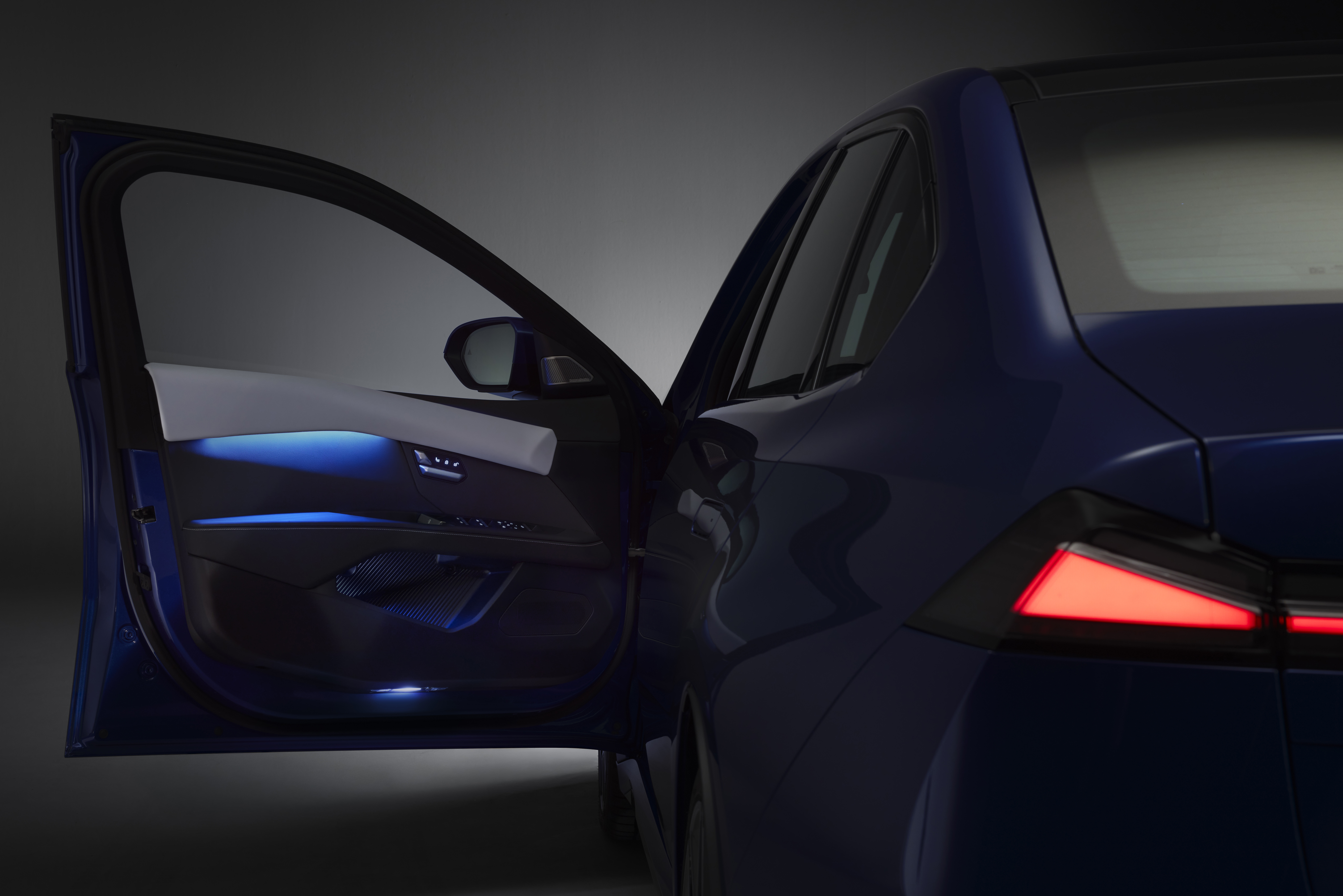 Carga del BMW i3 vista frontal