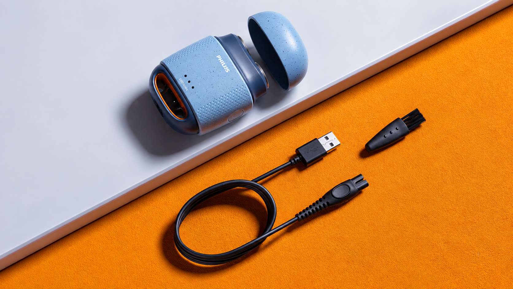 Afeitadora eléctrica Philips Firefly con cable de carga