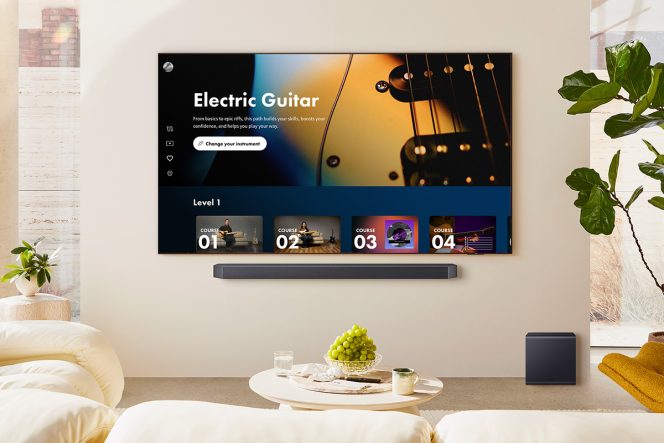 Televisor Samsung con la interfaz de Fender Play en la pantalla