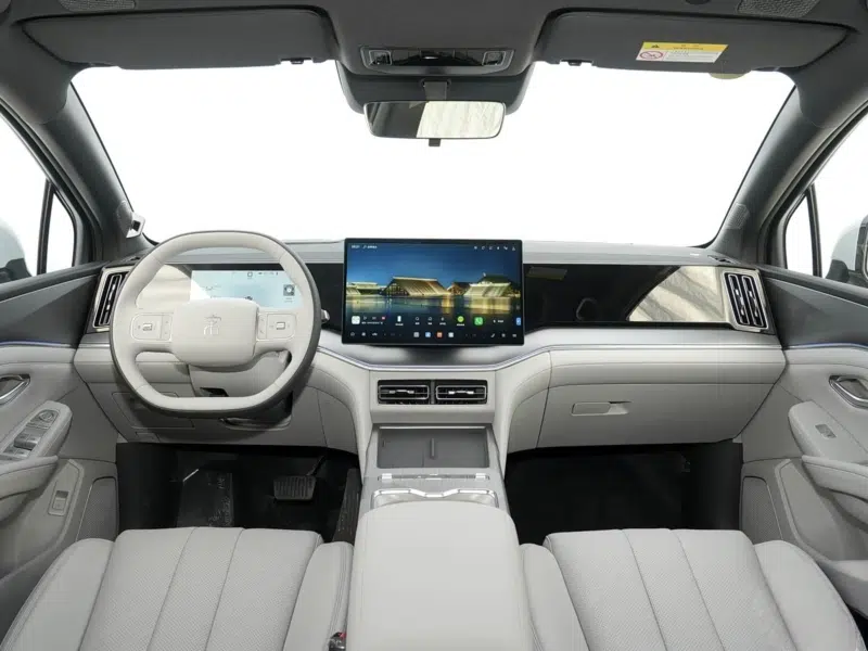 Panel de instrumentos digital del BYD Song Ultra EV